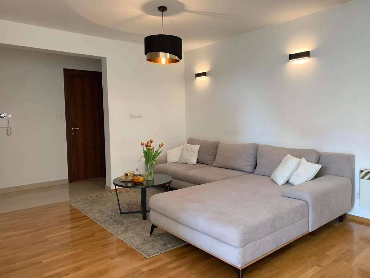 Sea Charm Split Apartment